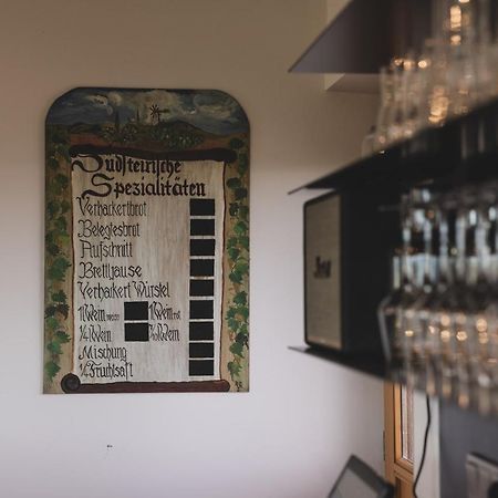 Weingut Peter Grill Bed & Breakfast ลอยช์ชาค ภายนอก รูปภาพ